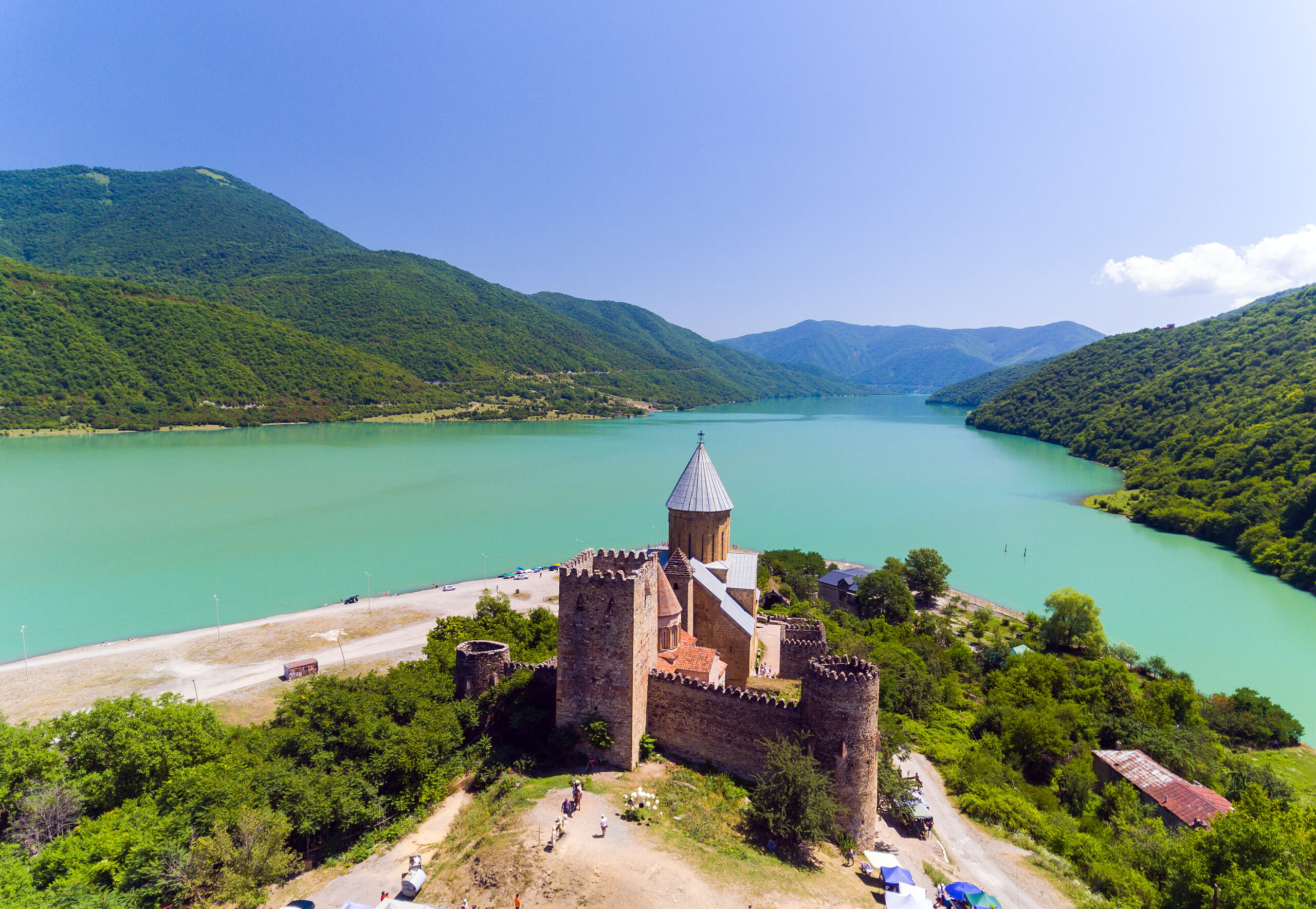 Ananuri in 5 Days Guided Sightseeing Tour